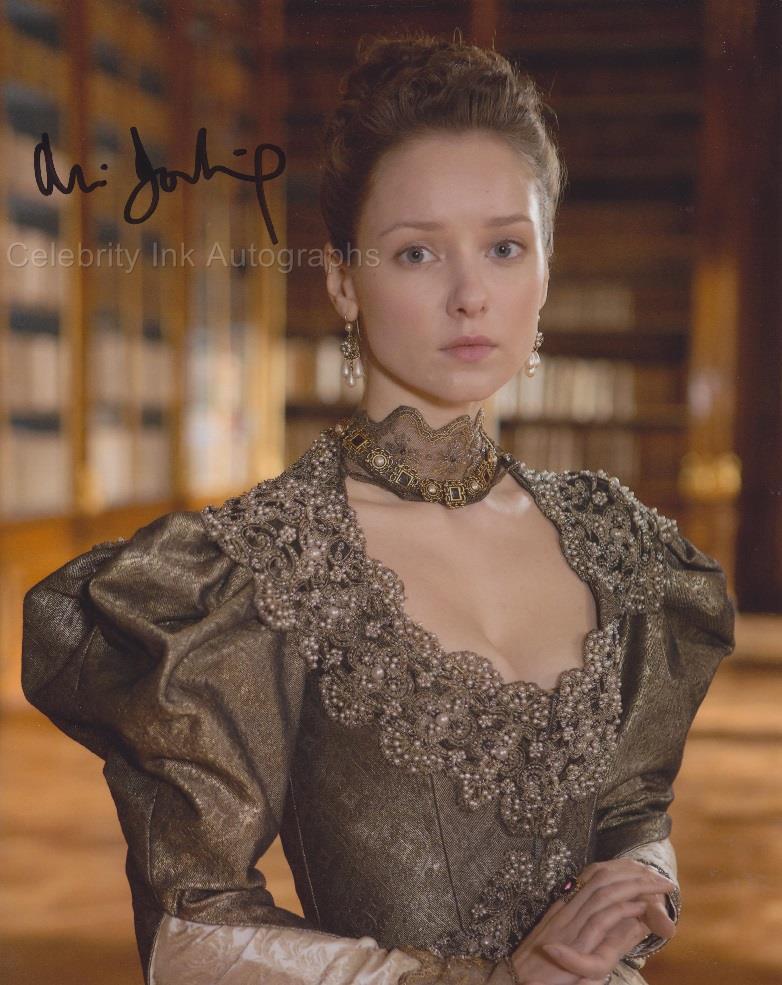 ALEXANDRA DOWLING as Queen Anne - The Musketeers