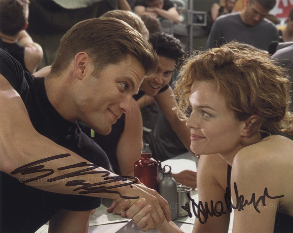 CASPER VAN DIEN and DINA MEYER as Johnny and Dizzy - Starship Troopers