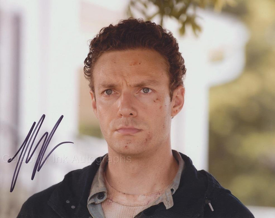 ROSS MARQUAND as Aaron - The Walking Dead