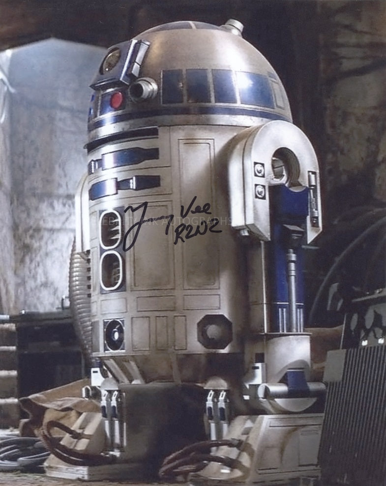 JIMMY VEE as R2-D2 - Star Wars: The Force Awakens – Celebrity Ink
