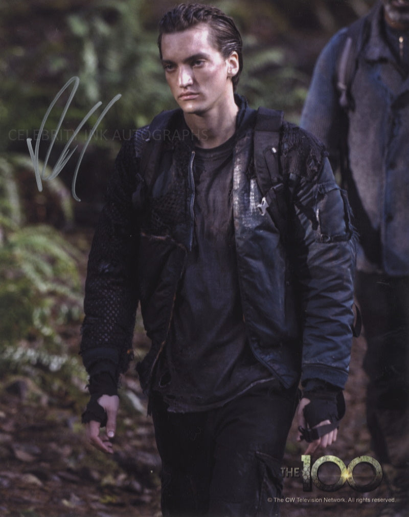 RICHARD HARMON as John Murphy - The 100