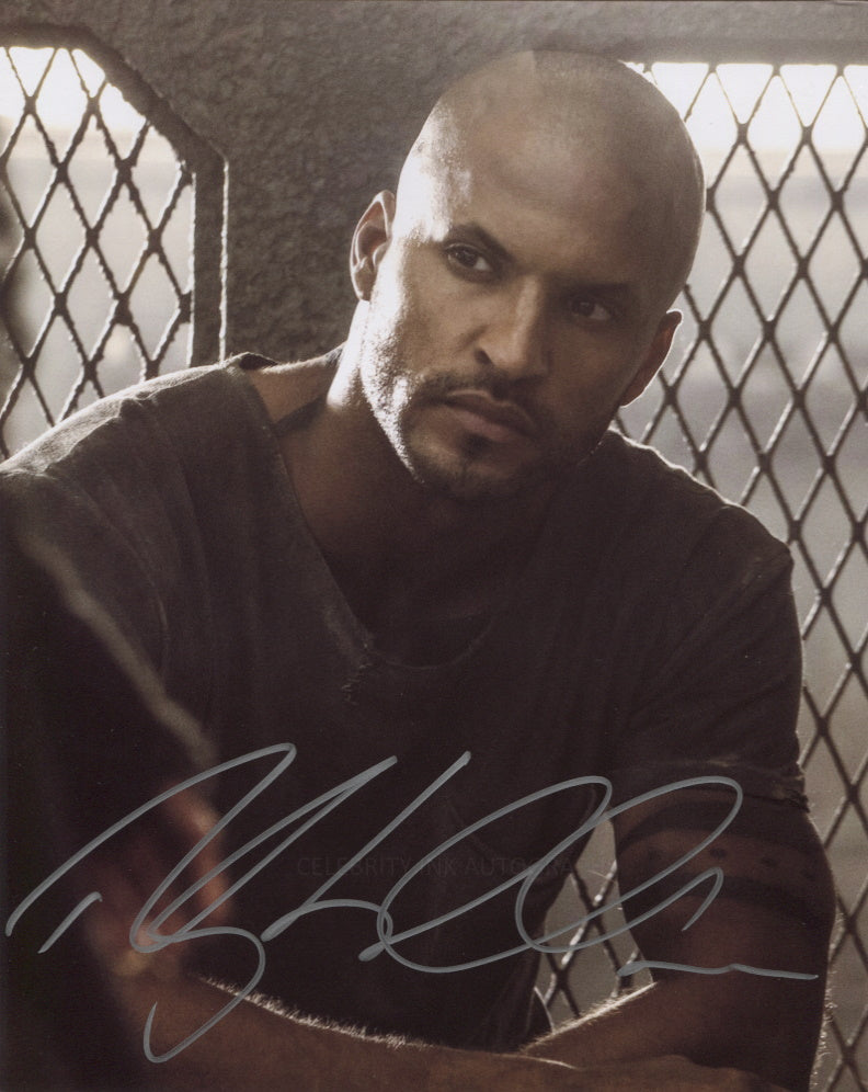 RICKY WHITTLE as Lincoln - The 100