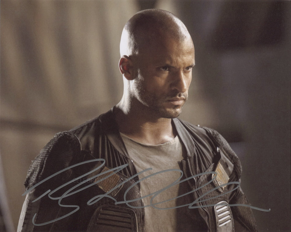 RICKY WHITTLE as Lincoln - The 100