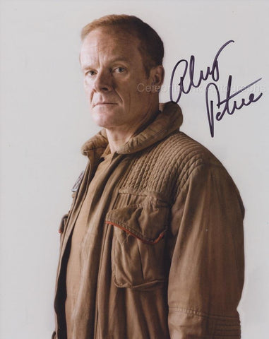 ALISTAIR PETRIE as General Draven - Rogue One: a Star Wars Story
