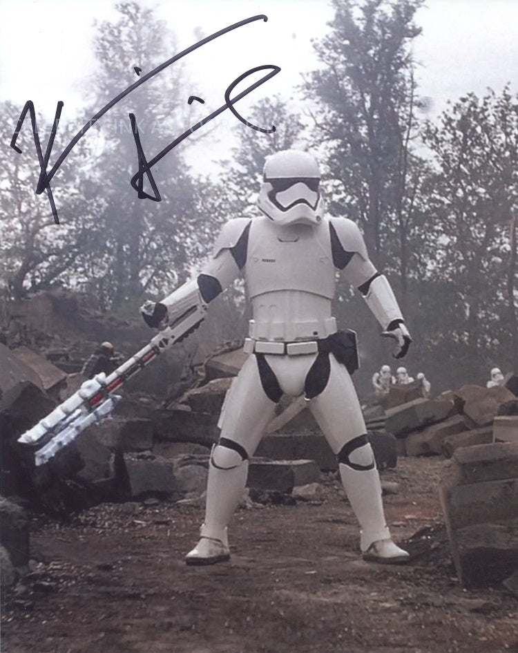 KEVIN SMITH - Stormtrooper Voice - Star Wars: The Force Awakens