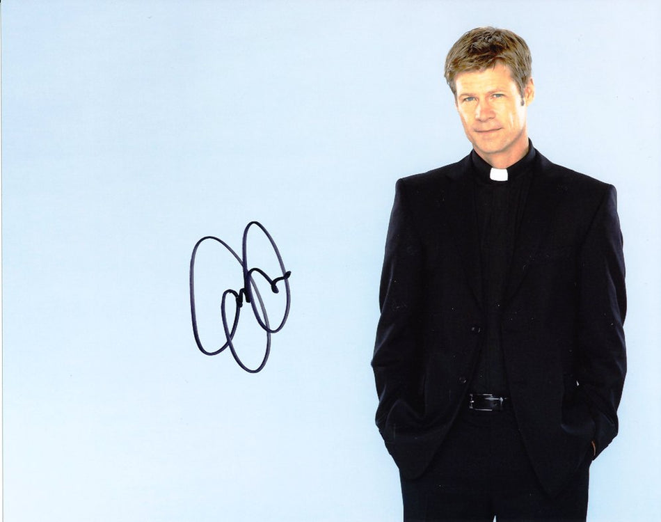 JOEL GRETSCH as Father Jack Landry - V (2009 Series)