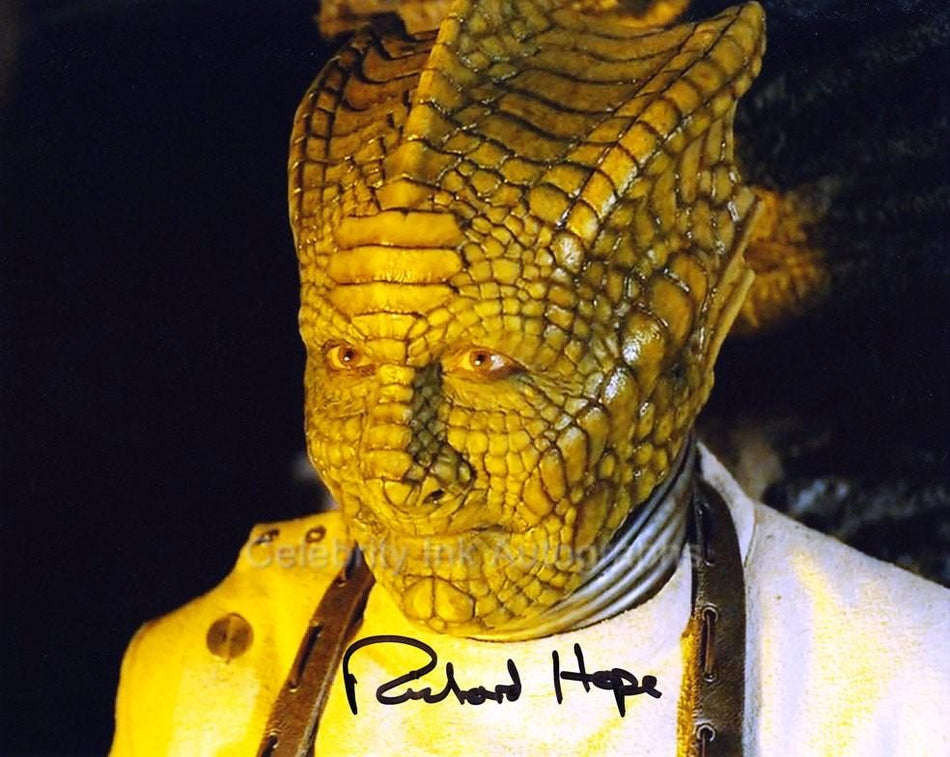 RICHARD HOPE as Malohkeh - Doctor Who