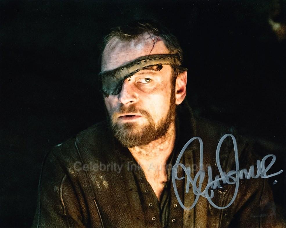 RICHARD DORMER as Beric Dondarrion  - Game Of Thrones