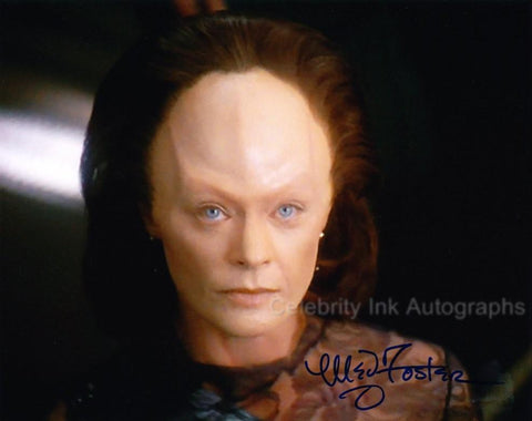 MEG FOSTER as Onaya - Star Trek: Deep Space Nine