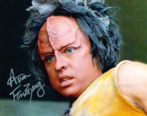 ARON EISENBERG as Kar - Star Trek: Voyager