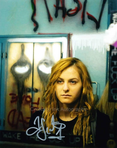 SCOUT TAYLOR-COMPTON as Laurie Strode - Halloween II (2009)